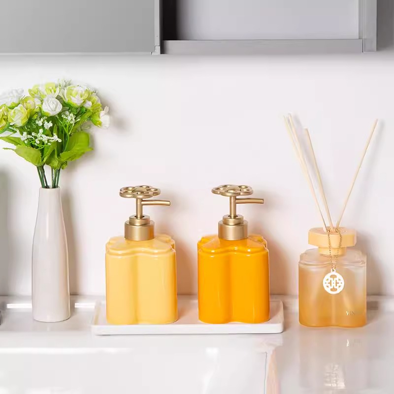 Water Bottle Blank - โมเดิร์นสีส้มดอกไม้เซรามิคขวดโลชั่นห้องน้ํา Hand Sanitizer แชมพูขวดน้ํากดเครื่องจ่ายสบู่ขวดเปล่า